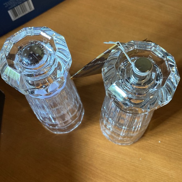 NIB Mr Dudley Peppermill Salt Shaker Set 🧂✨ - Picture 4 of 14